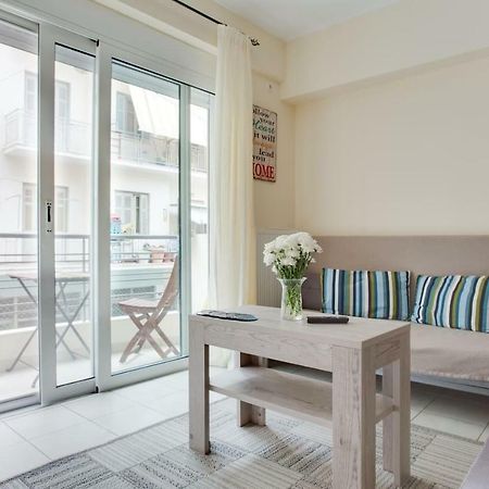 Melina'S Apartment By The Tube Athena Bagian luar foto