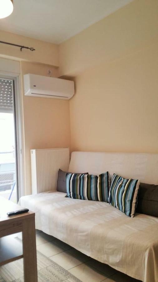 Melina'S Apartment By The Tube Athena Bagian luar foto