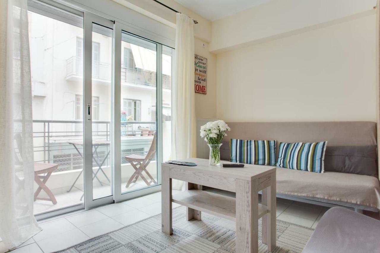 Melina'S Apartment By The Tube Athena Bagian luar foto