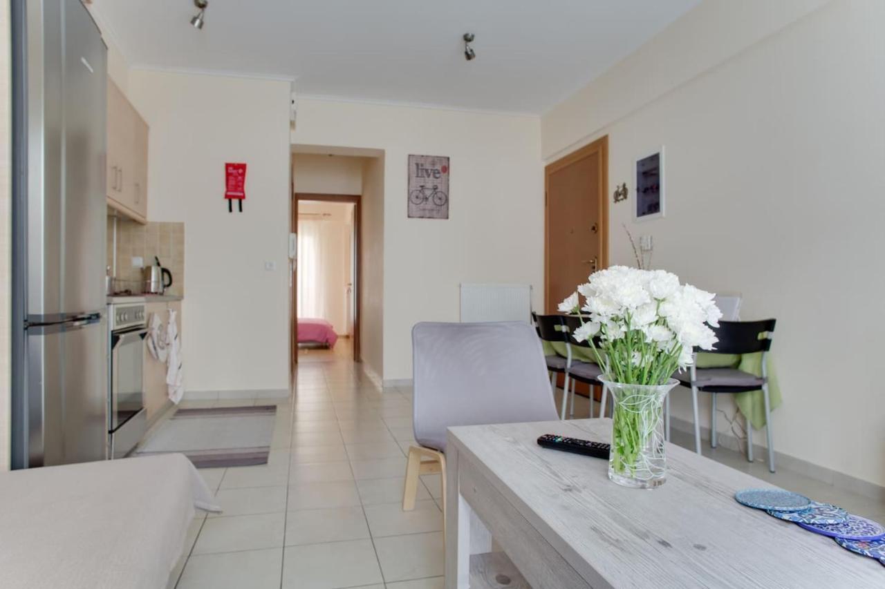 Melina'S Apartment By The Tube Athena Bagian luar foto